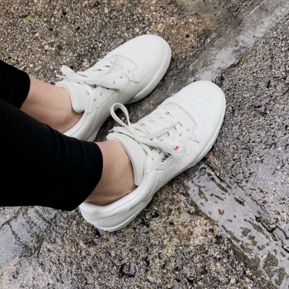 Yeezy Adidas Powerphase Calabasas Size 7 Womens 8